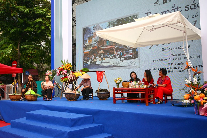  “Hương vị phố cổ Hà Nội” - Ấn phẩm kỷ niệm 10 năm Nhóm Ký họa đô thị Hà Nội